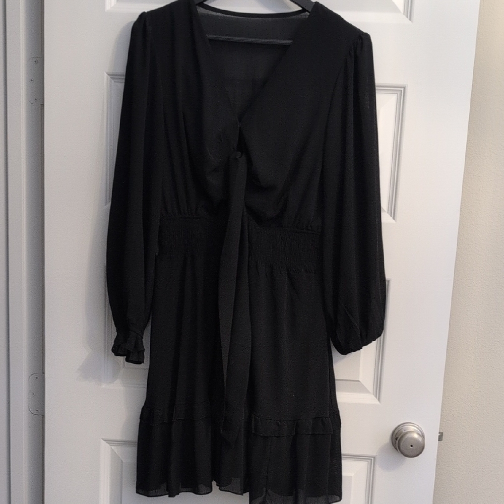 Elegant Black Long Sleeve Dress